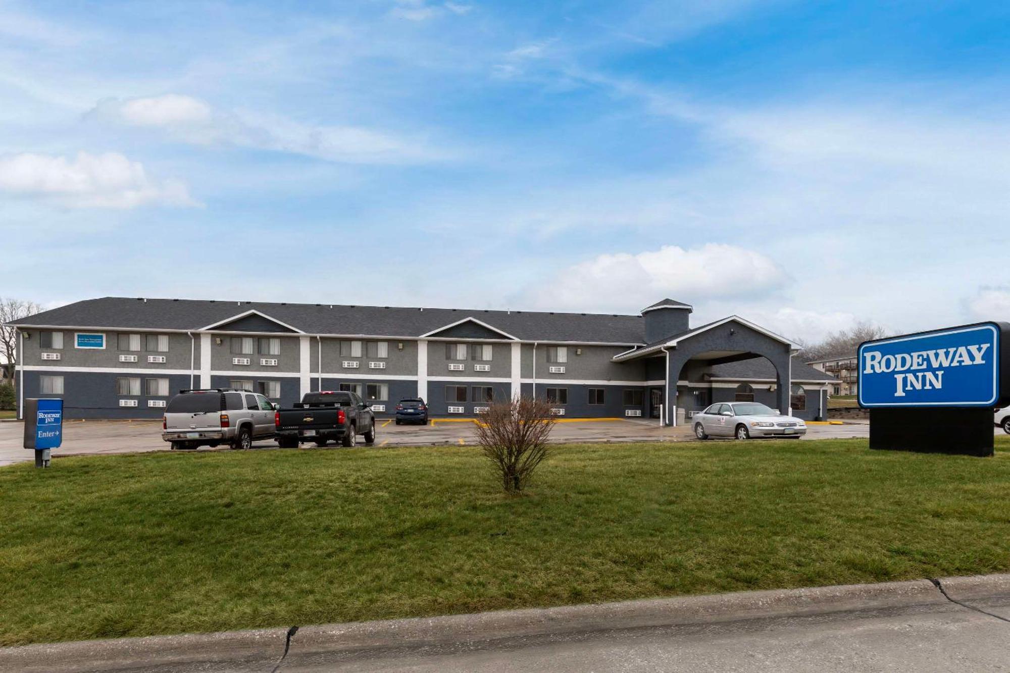 Rodeway Inn Red Oak Exterior photo