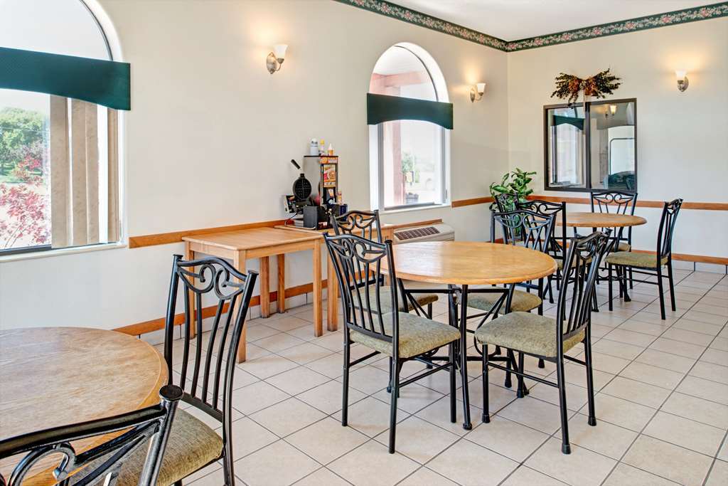 Rodeway Inn Red Oak Facilities photo