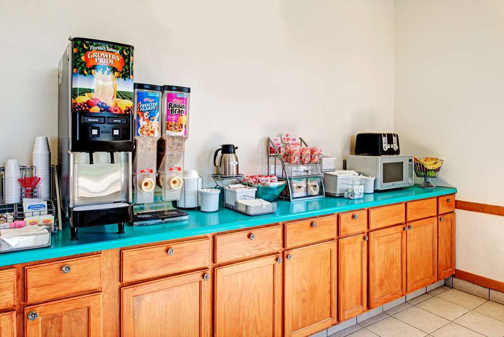Rodeway Inn Red Oak Facilities photo